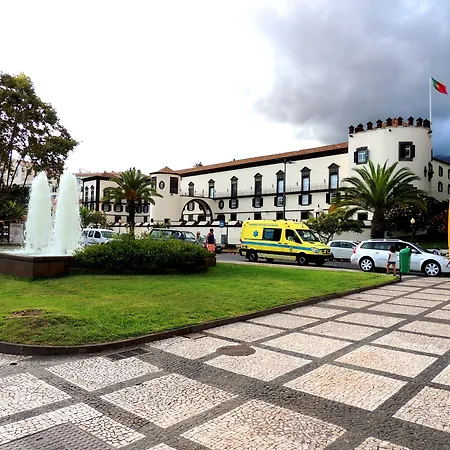 Old Town House Madeira * Φουνκάλ